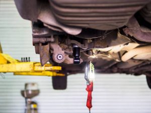 Амортизатори та моторна олива: ключові елементи надійності автомобіля